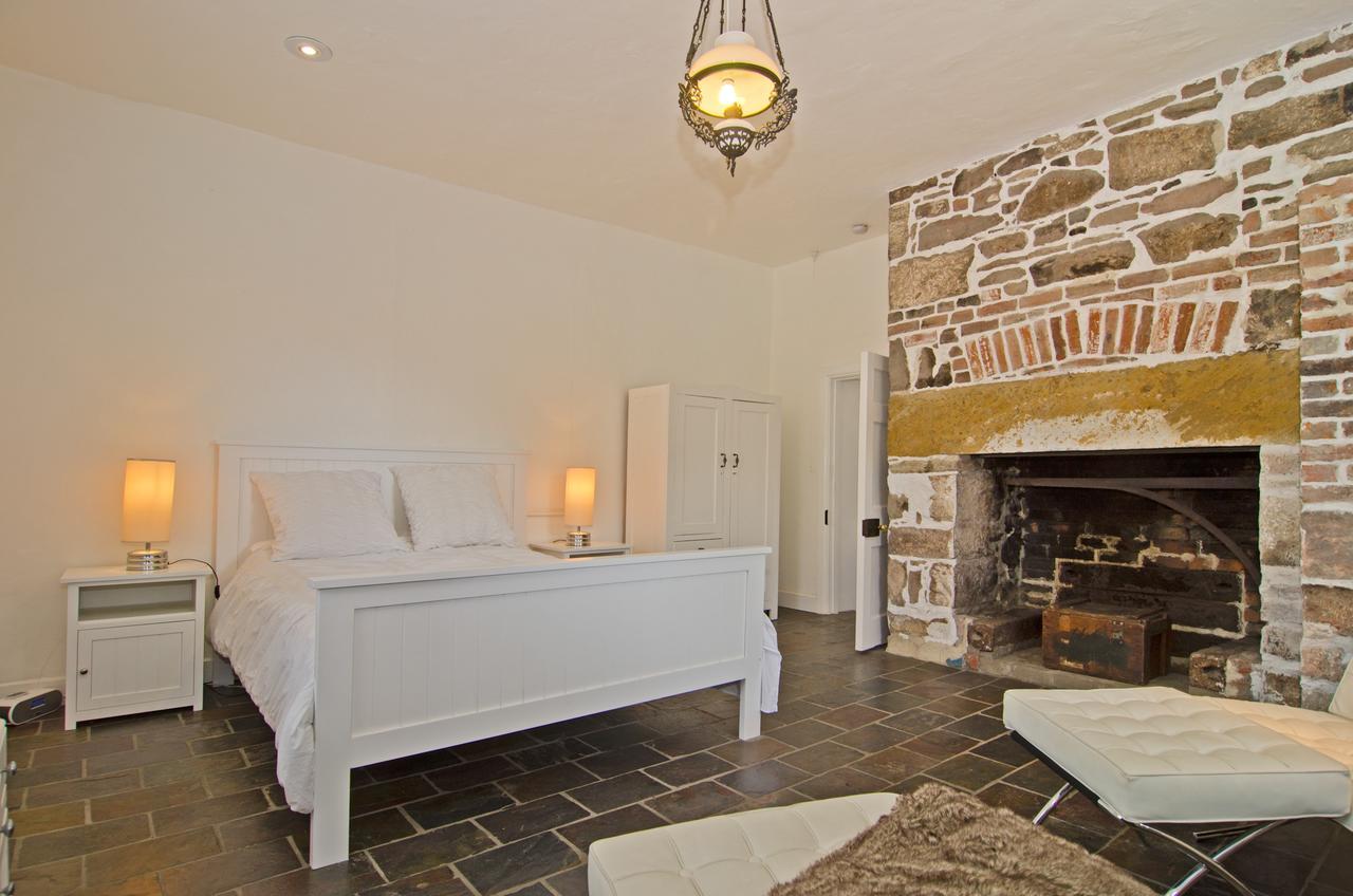 Cleburne Homestead Risdon Екстериор снимка